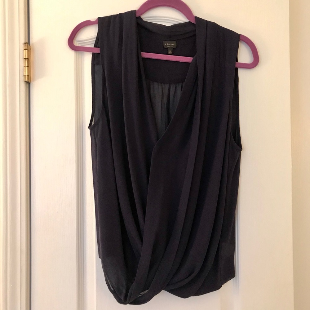 Aritzia babaton Navy 100% Silk sleeveless blouse